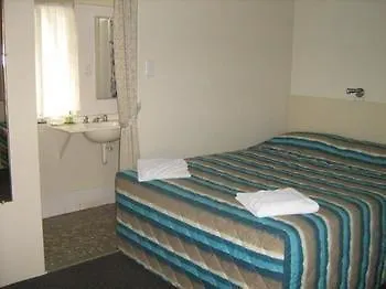 Motel Plantation Park Motor Inn Ayr